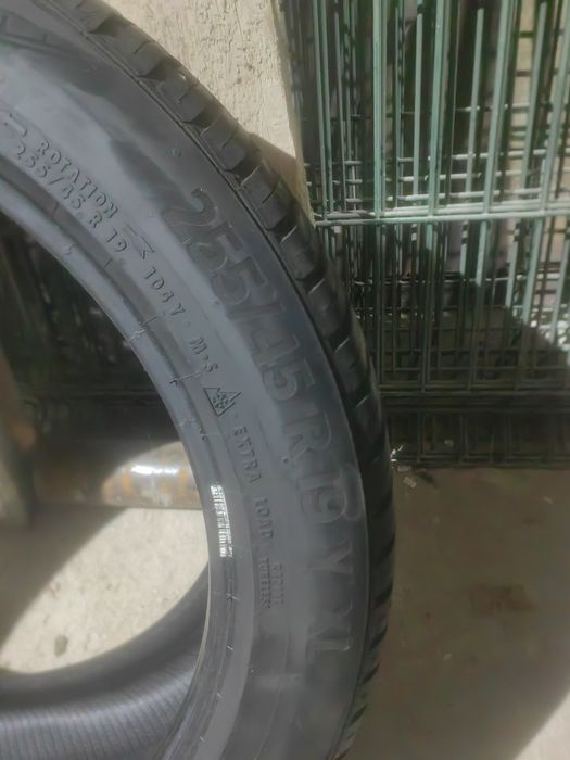 Зимни гуми CONTITENTAL 255/45/19