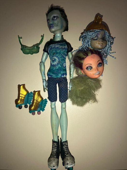 Кукла monster high