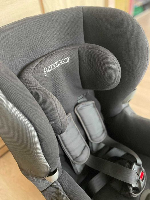 детско столче Maxi Cosi Axiss - от 9 до 18 kg
