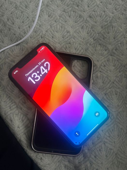 Iphone11 жагдайы жаксы четка жумыс жасап тур док жок