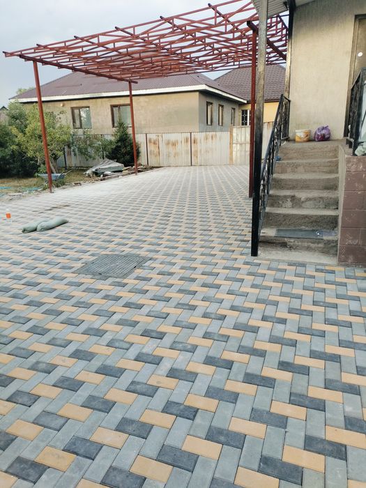 Укладка брусчатка бардюры