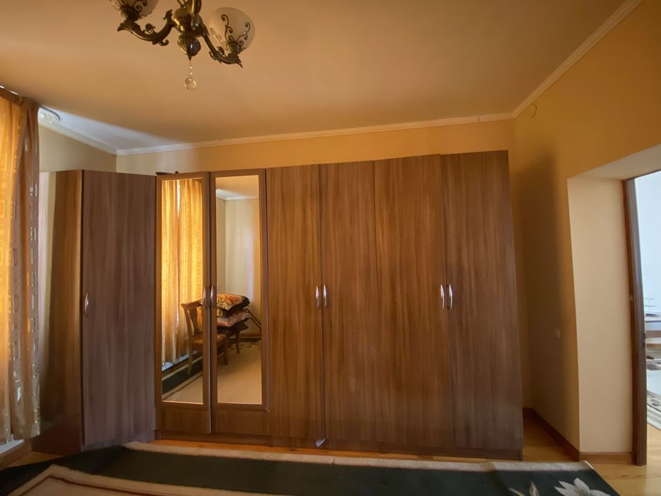 Продается шкаф семи дверный