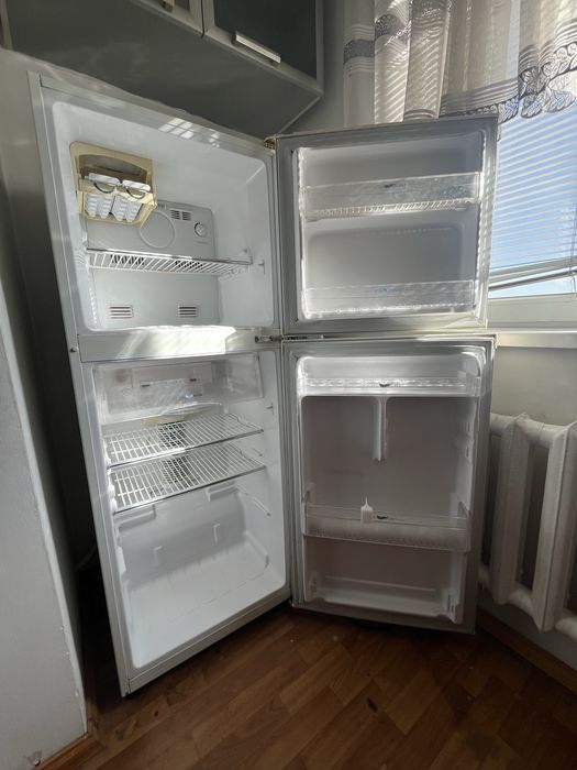 Холодильник samsung