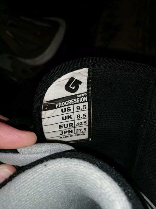 Сноуборд burton clash 151 оборудван