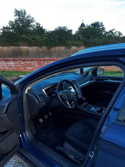 FORD  mondeo tournir