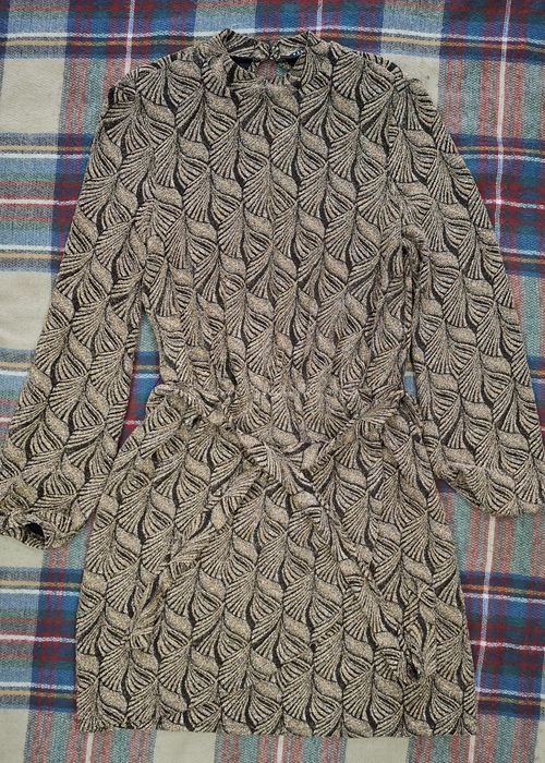 Rochie neagra fir auriu, Marime M