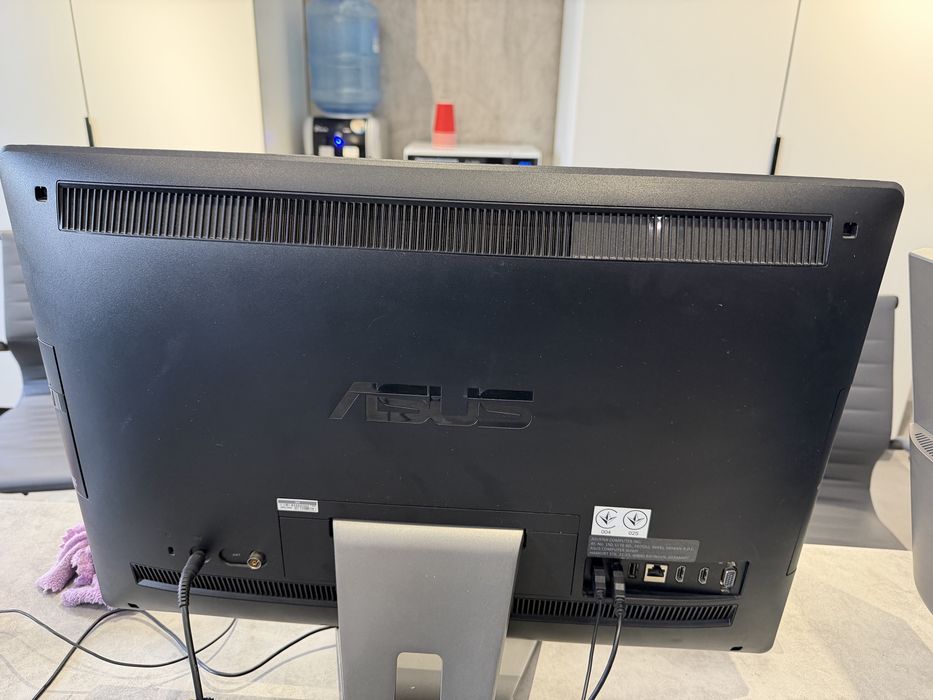 Продам моноблок ASUS