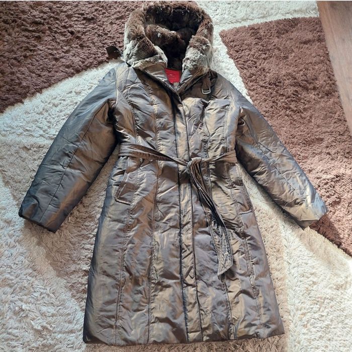 Продам пуховик зимний