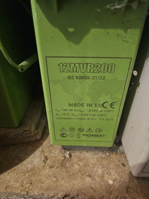 AGM батерии MONBAT 12MVR200 – 12 V, 200 Ah
