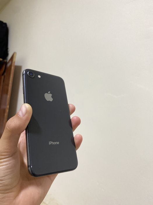 Iphon 8 sotiladi sastiyana zōr