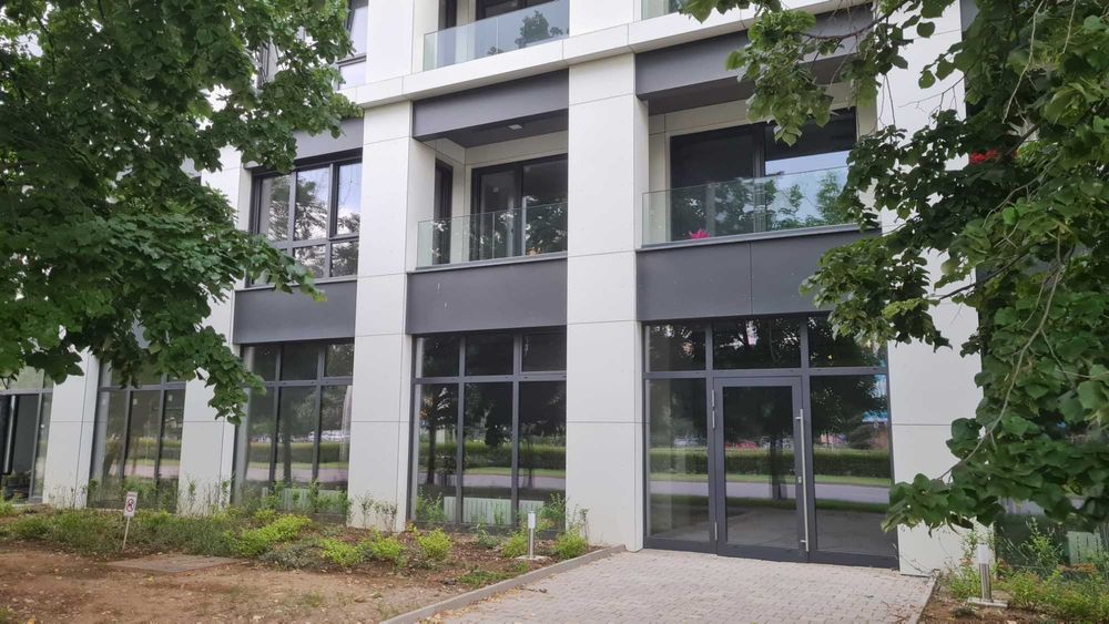 Продава се Магазин в София, Надежда 2 - 162 кв.м за 2433 €/кв.м - Снимка #2