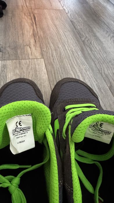Adidasi U-Power cu protectie