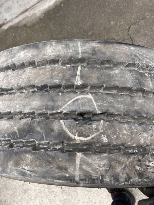 2 anvelope camion 385/55/22.5 , Hankook , 13.5 mm !