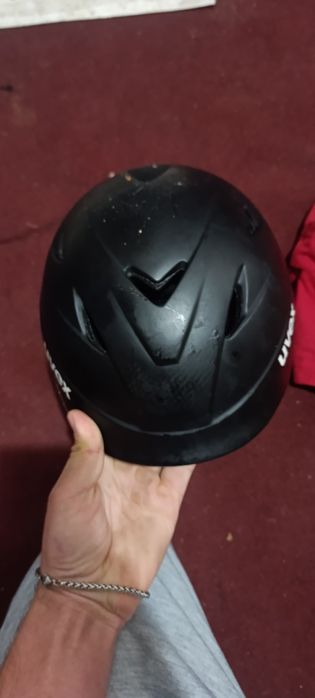 Shlem sotiladi srochna