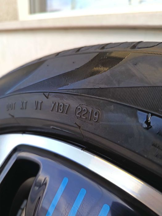 20 цола Mercedes EQE SUV W293 оригинални джанти с летни гуми Pirelli