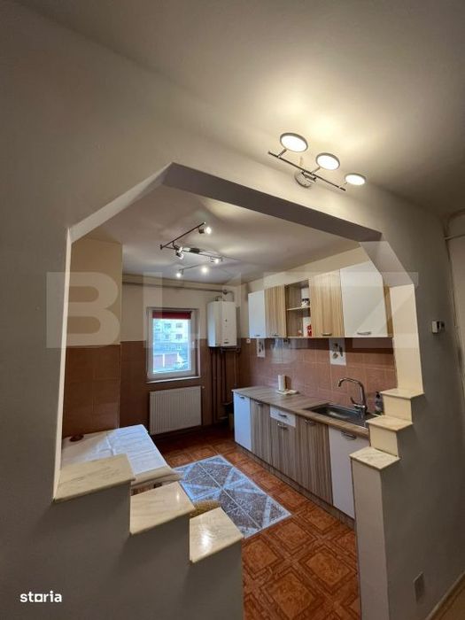 Apartament 4 camere, decomandat, 81 mp, zona Blocuri
