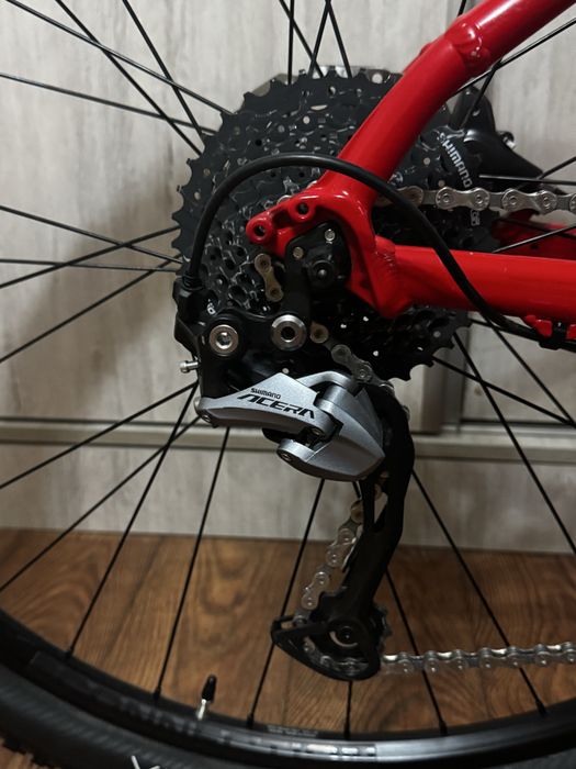 TREK marlin 7    29колеса
