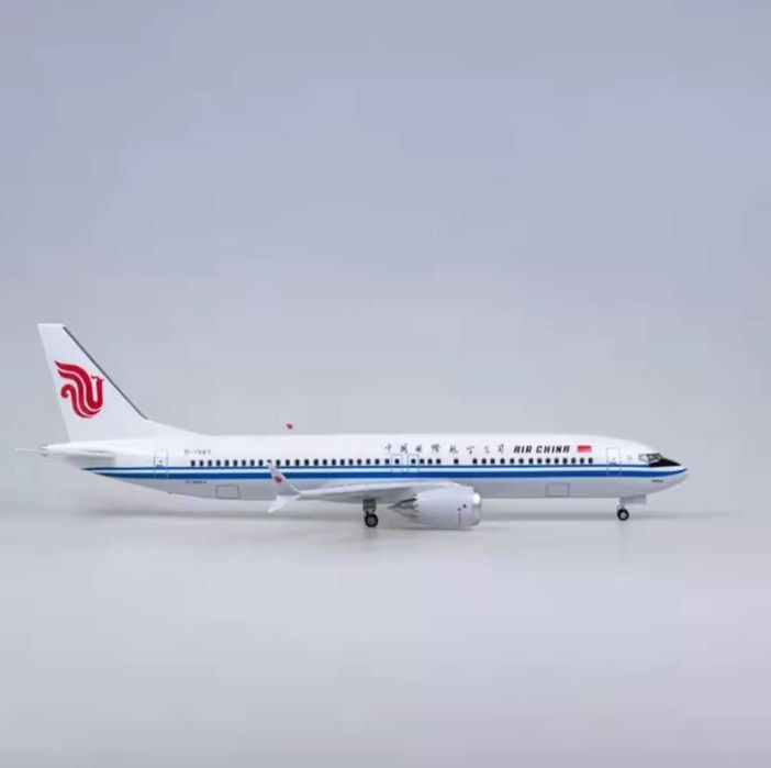 47 CM! Super macheta LED de colectie business de avion Boeing 737 Max 8 Air China