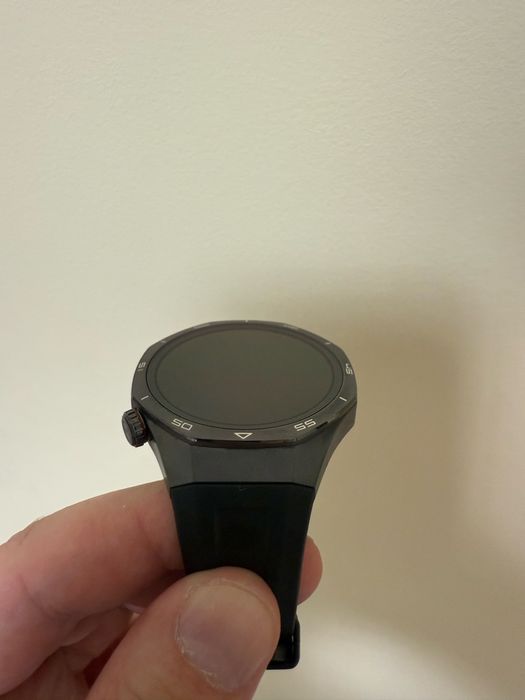 КАТО НОВ Huawei GT 5 Pro Black 24м. ГАРАНЦИЯ