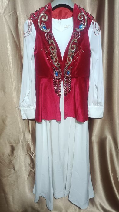 Қазақша көйлек,қамзол,тақия .42-48 р.