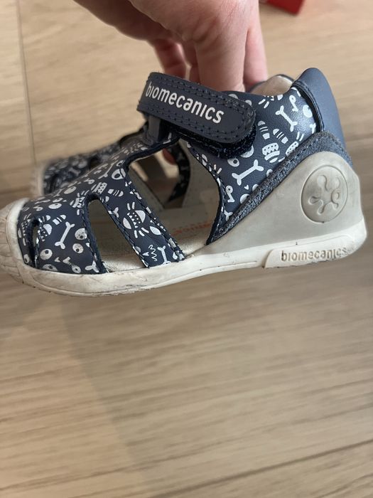 Биомеханикс бебешки сандали