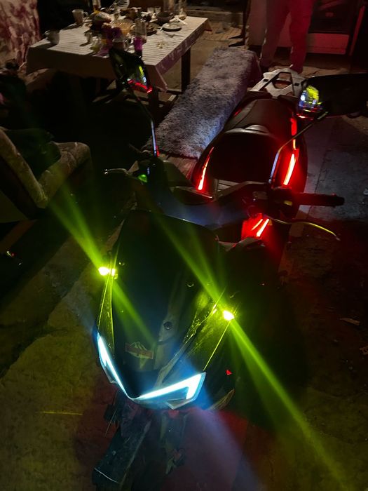 Продам мопед N Max 175куб