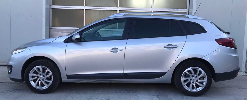 Ornamente parbriz Renault Megane 3 1.5 dci