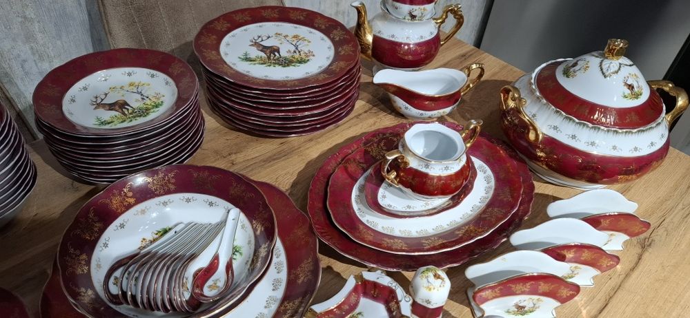 Набор посуды на 12 персон