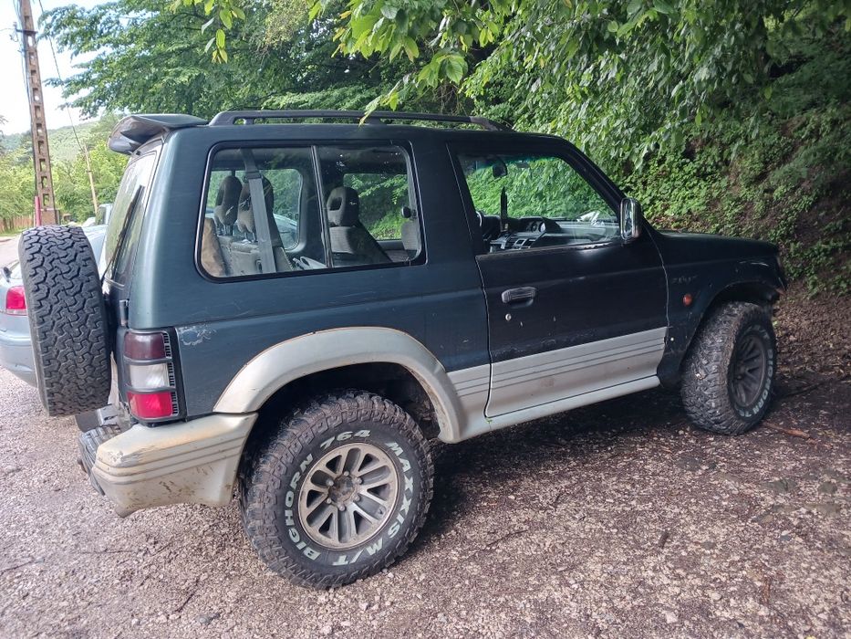 Джип Mitsubishi Pajero 3000