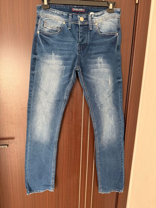 Дънки на марката  DSQUARED