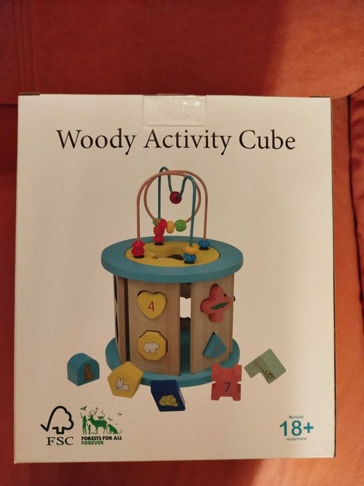 Дървена играчка :  Woody Activity Cube