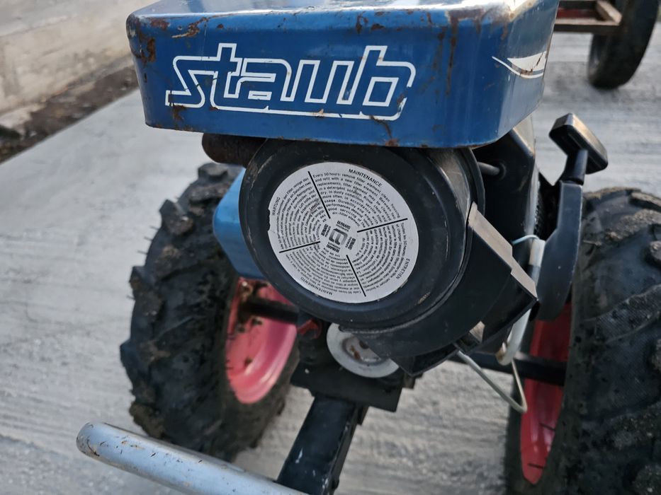Vand motocultor cu remorca