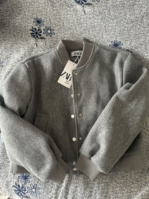 Бомбер верхняя одежда