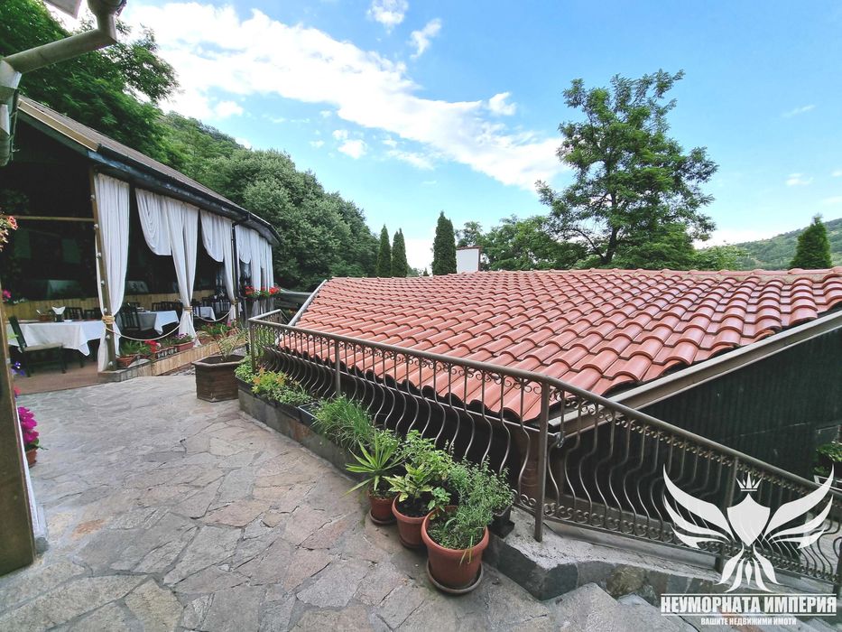 Продава се Заведение в Асеновград - 1200 кв.м за 284 €/кв.м - Снимка #9