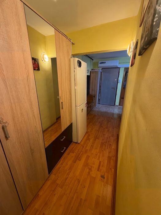 Apartament 3 camere + Garaj sub bloc+ 2 beciuri  Zona Dumbrava Nord