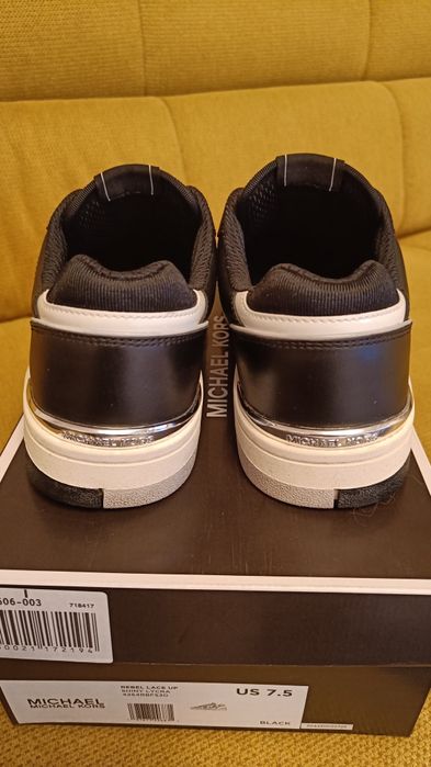 Естествена кожа Michael Kors