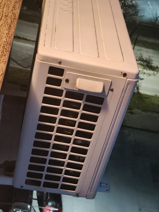 2 бр. Климатици Panasonic – Работещи! Цена :100 евро за бр.