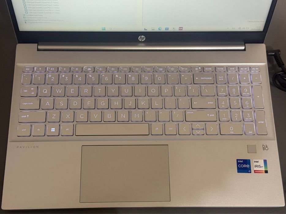 HP PAVILION Core i7 1355U/16/1TB