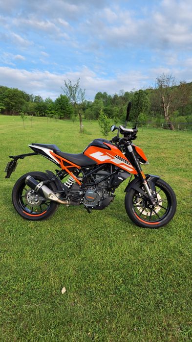 KTM DUKE 125 (A1)