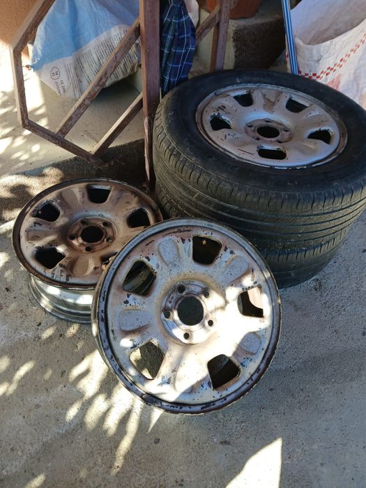 Jqnte Duster 215/65/16