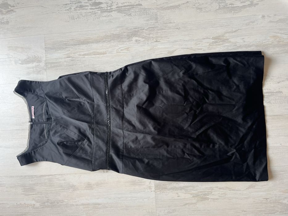 Малка черна рокля