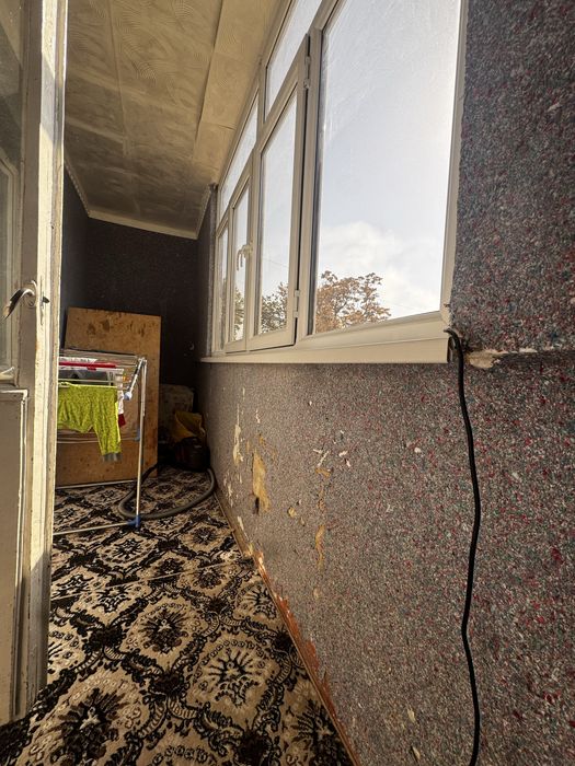 Продается 2 комнатная в центре!