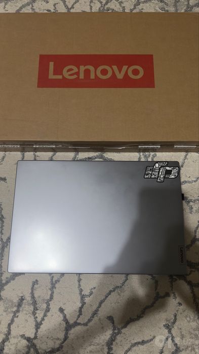 Lenovo V15 G4 8/512