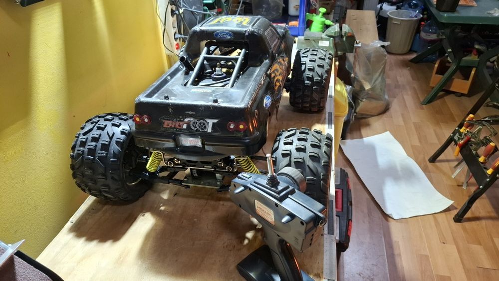 RC off road monster Smartech 1:5 scale с бензинов двигател
