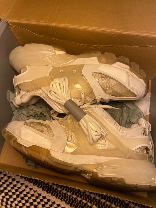 Balenciaga track 1