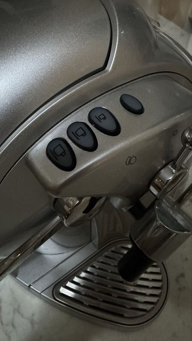 Продам кофемашинку Caffitaly