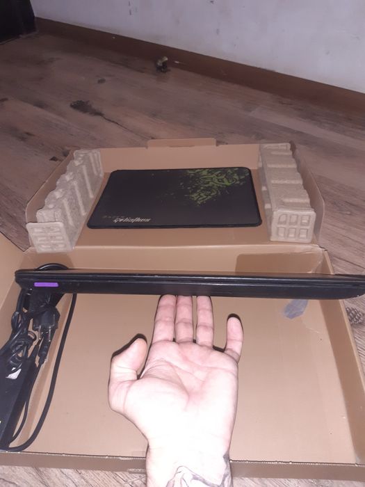 Ноутбук продаётся