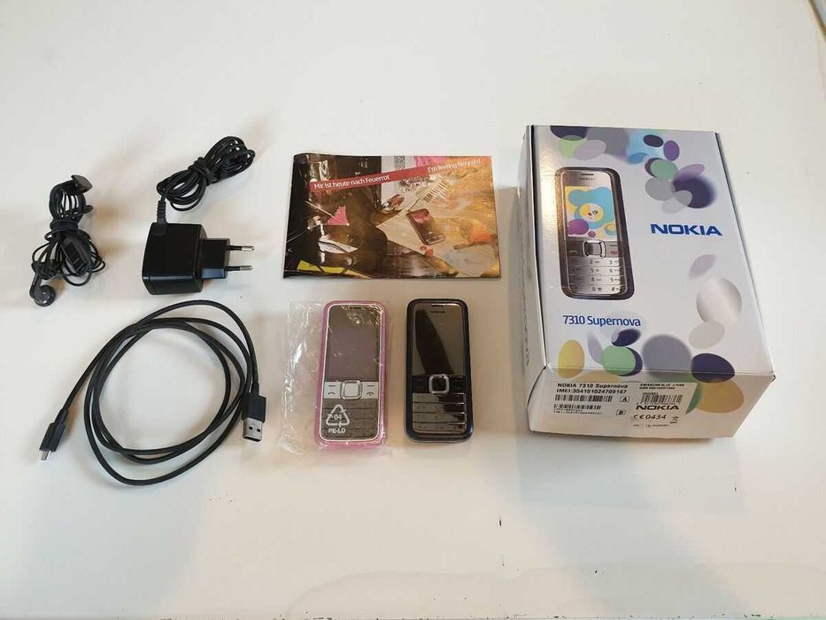 «Sony Ericsson XPERIA 10X mini pro» и «NOKIA 7310—Supernova»