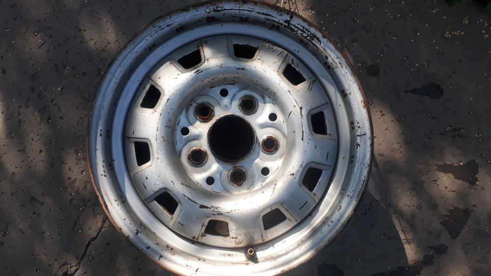 Продам диски