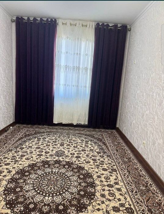 Яккасарой  Касмановитлар метро якинда ижарага квартира бор